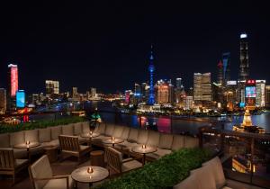 上海艾迪逊酒店的休息区