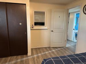 Φωτογραφία από το άλμπουμ του Affordable 2-bedroom basement in Clearfield σε Clearfield