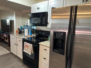 Φωτογραφία από το άλμπουμ του Affordable 2-bedroom basement in Clearfield σε Clearfield