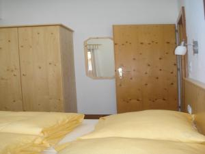Postel nebo postele na pokoji v ubytování Ferienhaus Marian