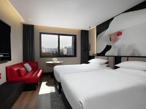 上海五角场丽芮酒店客房内的一张或多张床位
