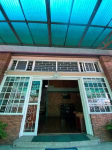 Exteriér nebo vchod ubytování RedDoorz Hostel at MRC Residences Baguio