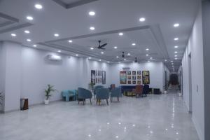 Area soggiorno di Crazzy Days Hotel I Sonipat