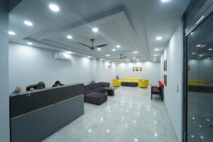 Area soggiorno di Crazzy Days Hotel I Sonipat