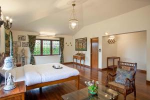 Un lugar para sentarse en Away From Home - 2 - Rooms In Ooty, Home Stay Ooty 30 fotos más