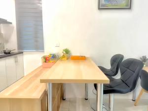 Kuchyň nebo kuchyňský kout v ubytování Anderson Residences Ipoh + 30 fotografií