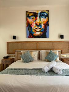 Postel nebo postele na pokoji v ubytování Eve Evy Private Pool Villas