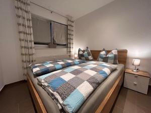 Postel nebo postele na pokoji v ubytování NEU! Ferienwohnung Hofblick