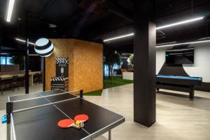 Attrezzature per ping pong presso Copley Court o nelle vicinanze