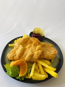 Jedzenie w hotelu lub w pobliżu