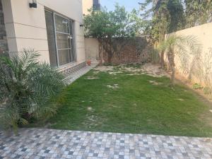 Κήπος έξω από το Residence 62 +6 φωτογραφίες