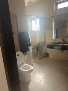 Ένα μπάνιο στο Residence 62