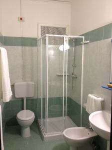 Koupelna v ubytování Hotel Rivabella
