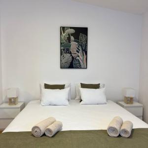 Postel nebo postele na pokoji v ubytování Apartments VMadeira