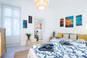 Kuchyňa alebo kuchynka v ubytovaní Studio In The Heart Of Party District KA28