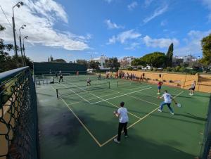 Tenis a/nebo squash v ubytování Quinta do Caracol nebo okolí + 38 fotografií