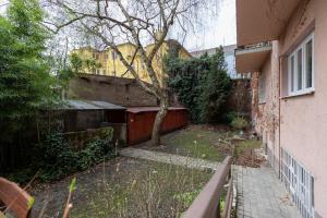 Budova, v ktorej sa apartmán nachádza
