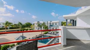 Rõdu või terrass majutusasutuses Genesis Residences