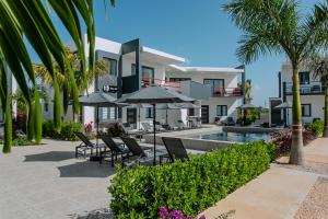 Bazén v ubytování Genesis Residences nebo v jeho okolí