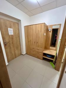 Galerija fotografija objekta Byt v Železné Rudě u sjezdovky s vlastním parkováním u gradu 'Železná Ruda'