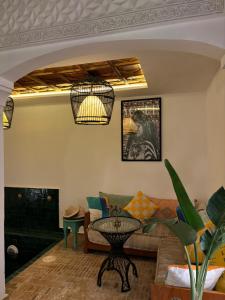 Area soggiorno di Riad bab Adam