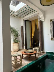 Area soggiorno di Riad bab Adam