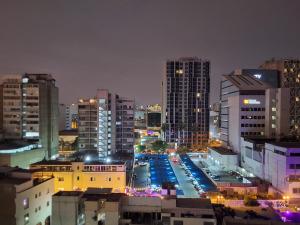 Bazén v ubytování Miraflores View nebo v jeho okolí