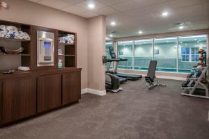 Fitness centrum a/nebo fitness zařízení v ubytování Residence Inn by Marriott Springdale