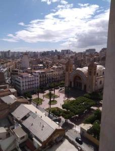 a view of a city with buildings and a street at Grand studio en plein centre-ville d'Oran in Oran