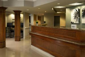 a lobby of a hospital with a waiting room at Residence Inn by Marriott San Francisco Airport San Mateo in San Mateo +17 photos