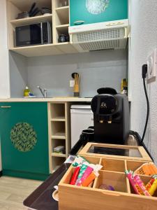 Dapur atau dapur kecil di Jungle - Vue - Clim - Wifi
