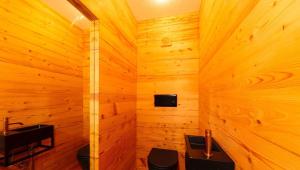 TV a/nebo společenská místnost v ubytování Das Kitz - deLuxe ChaletApartments