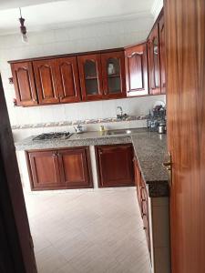 Η κουζίνα ή μικρή κουζίνα στο إقامة سامية