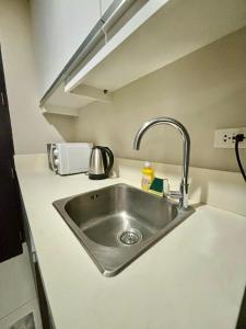 Una cocina o cocineta en MCM Cebu Staycation at Base Line Premier