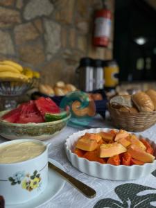 Galería fotográfica de Pousada Guaruondas en Guarujá 27 fotos más