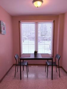 Fotografie z fotogalerie ubytování Cozy Belleville Retreat Near DT & Waterfront v destinaci Belleville