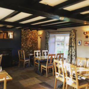 Restaurace v ubytování The Greyhound, Hackforth Near Bedale