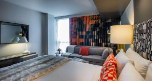 Postel nebo postele na pokoji v ubytování Hotel Eastlund - Best Western Premier Collection