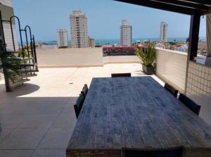 Μπαλκόνι ή βεράντα στο Triplex Guarujá