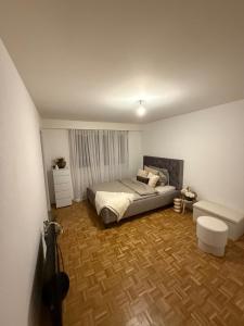 Postel nebo postele na pokoji v ubytování Studio confortable