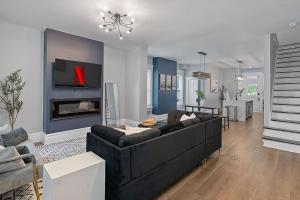 Et tv og/eller underholdning på Minutes to Arena District - Foosball & Game Area