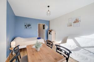 Postel nebo postele na pokoji v ubytování Mont'bistro