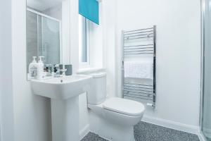 Ένα μπάνιο στο Ty Cuddfan +27 φωτογραφίες