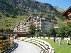 Photo de la galerie de l'établissement Haus Viktoria A, Apartment Stockhorn, à Zermatt