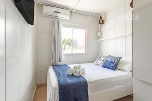 Ảnh trong thư viện ảnh của Beach House Contêiners - Com Piscina #1 ở Perrexil +13 ảnh