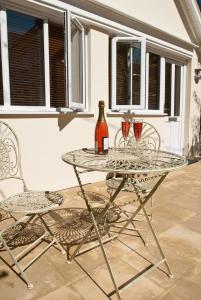 A balcony or terrace at Private Space In Central Woodbridge 