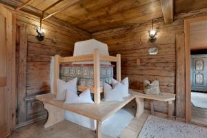 Fotografie z fotogalerie ubytování Bauernhaus & Appartement Goldschmied v destinaci Fügenberg