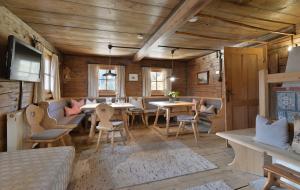 Fotografie z fotogalerie ubytování Bauernhaus & Appartement Goldschmied v destinaci Fügenberg