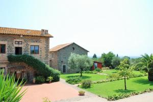 A garden outside I Casali della Parata