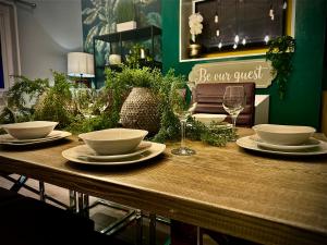 Imagine din galeria proprietății Sleeps10-Parking-Garden-HotTub-PetFriendly în Blackpool